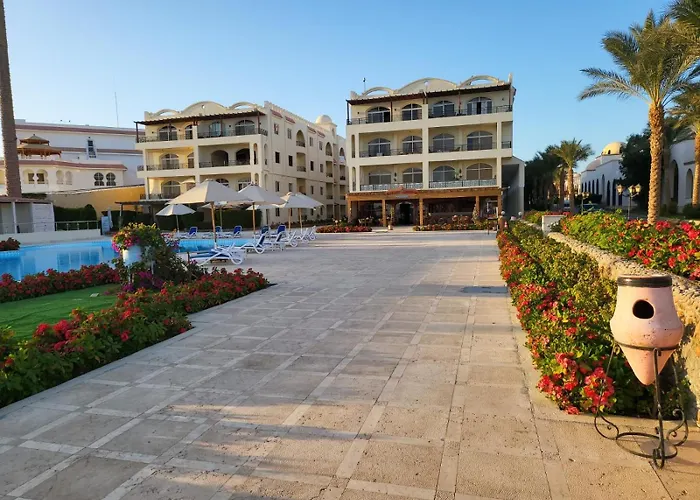 Beachfront luxury Palm Beach Piazza Private Beach Sahl Hasheesh Hurghada